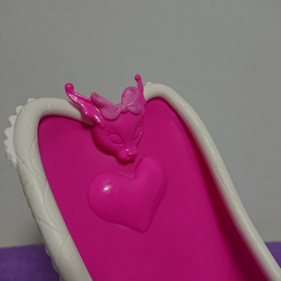 Monster high bath tub ect. - Picture 13 of 13